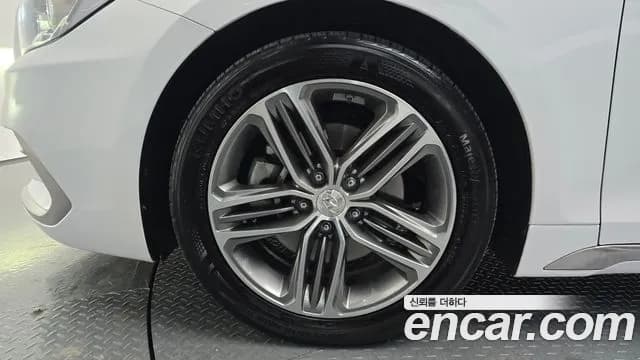 2018 Hyundai Grandeur IG 3.0 LPi Exclusive (Rental Car) Sold VIN KMHF641NBJA130770 – photo 12 2018 Hyundai Grandeur IG 3.0 LPi Exclusive (Rental Car) Sold VIN KMHF641NBJA130770 – photo 12