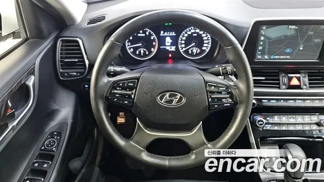 2018 Hyundai Grandeur IG 3.0 LPi Modern (Rental Car) Sold VIN KMHF641NBJA159588 – rear exterior 2018 Hyundai Grandeur IG 3.0 LPi Modern (Rental Car) Sold VIN KMHF641NBJA159588 – rear exterior