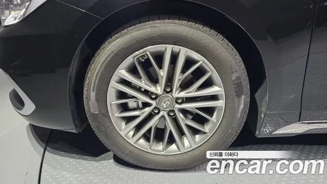 2018 Hyundai Grandeur IG 3.0 LPi Modern (Rental Car) Sold VIN KMHF641NBJA170123 – photo 11 2018 Hyundai Grandeur IG 3.0 LPi Modern (Rental Car) Sold VIN KMHF641NBJA170123 – photo 11