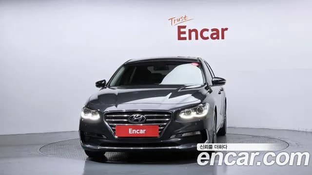 2018 Hyundai Grandeur IG 3.0 LPi Modern (Rental Car) Sold VIN KMHF641NBJA172140 – interior seats 2018 Hyundai Grandeur IG 3.0 LPi Modern (Rental Car) Sold VIN KMHF641NBJA172140 – interior seats