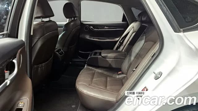 2019 Hyundai Grandeur IG 3.0 LPi Modern (Rental Car) Sold VIN KMHF641NBKA176129 – trunk area 2019 Hyundai Grandeur IG 3.0 LPi Modern (Rental Car) Sold VIN KMHF641NBKA176129 – trunk area