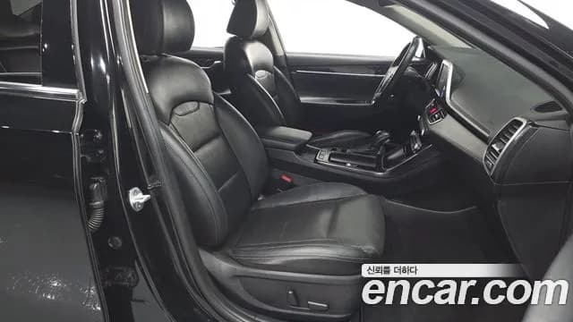 2019 Hyundai Grandeur IG 3.0 LPi Modern (Rental Car) Sold VIN KMHF641NBKA194500 – exterior detail 2019 Hyundai Grandeur IG 3.0 LPi Modern (Rental Car) Sold VIN KMHF641NBKA194500 – exterior detail