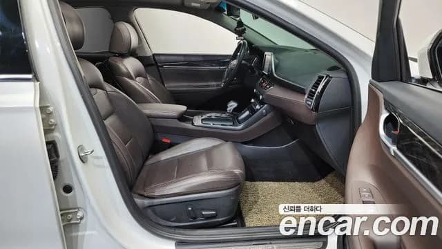 2019 Hyundai Grandeur IG 3.0 LPi Modern (Rental Car) Sold VIN KMHF641NBKA210171 – side profile 2019 Hyundai Grandeur IG 3.0 LPi Modern (Rental Car) Sold VIN KMHF641NBKA210171 – side profile