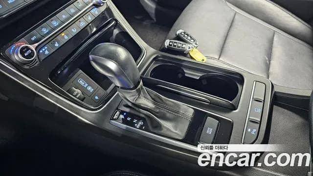 2019 Hyundai Grandeur IG 3.0 LPi Modern (Rental Car) Sold VIN KMHF641NBKA249807 – photo 12 2019 Hyundai Grandeur IG 3.0 LPi Modern (Rental Car) Sold VIN KMHF641NBKA249807 – photo 12