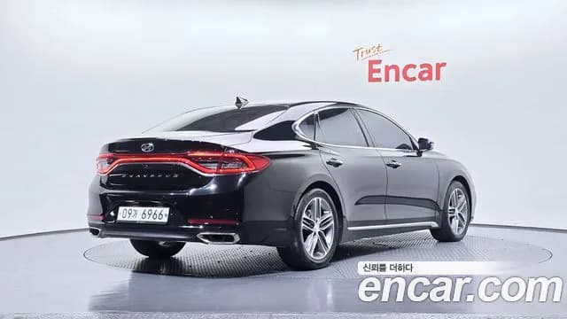 2019 Hyundai Grandeur IG 3.0 LPi Modern (Rental Car) Sold VIN KMHF641NBKA257367 – side profile 2019 Hyundai Grandeur IG 3.0 LPi Modern (Rental Car) Sold VIN KMHF641NBKA257367 – side profile