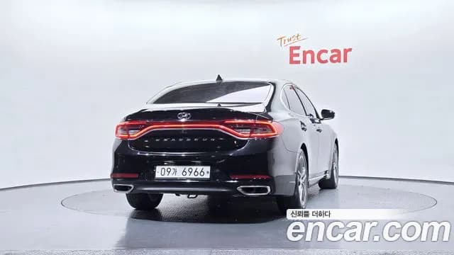 2019 Hyundai Grandeur IG 3.0 LPi Modern (Rental Car) Sold VIN KMHF641NBKA257367 – engine bay 2019 Hyundai Grandeur IG 3.0 LPi Modern (Rental Car) Sold VIN KMHF641NBKA257367 – engine bay