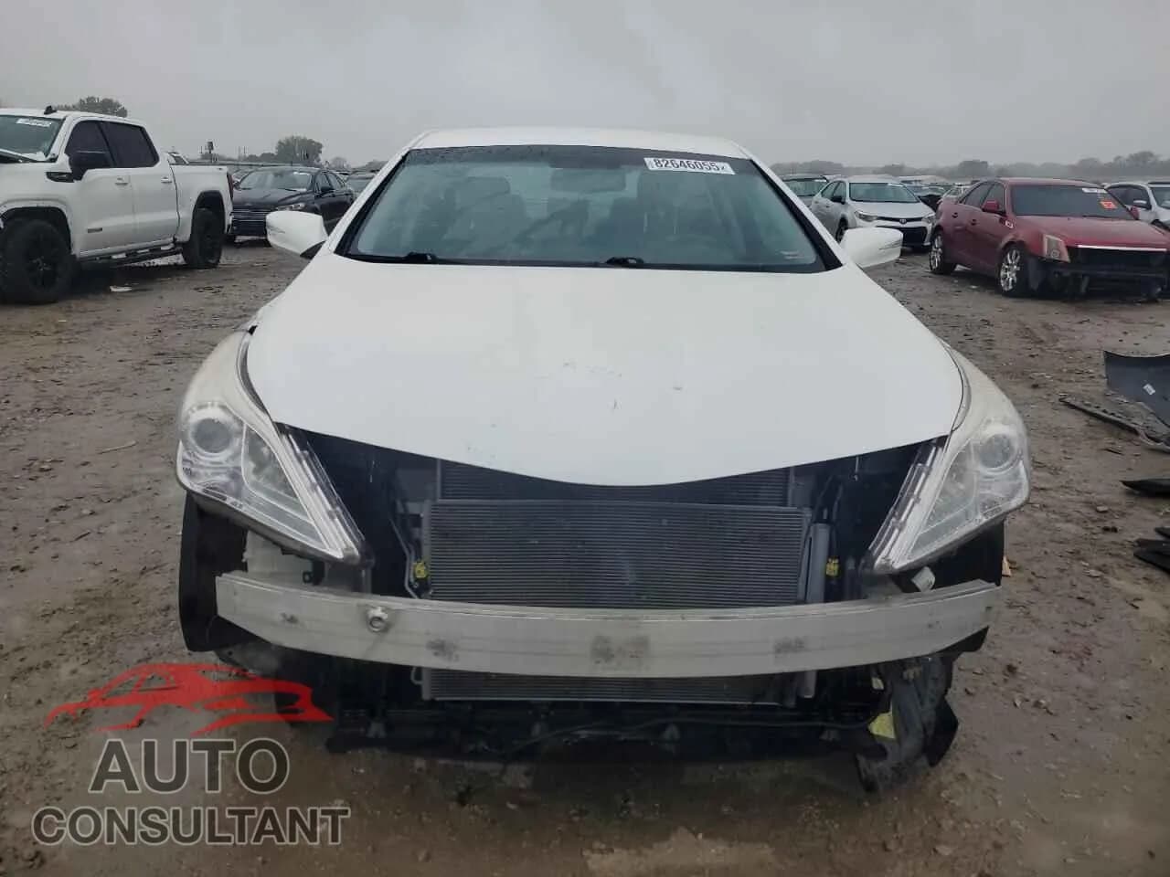 2015 HYUNDAI AZERA Damaged VIN KMHFG4JG1FA487765 – interior seats 2015 HYUNDAI AZERA Damaged VIN KMHFG4JG1FA487765 – interior seats