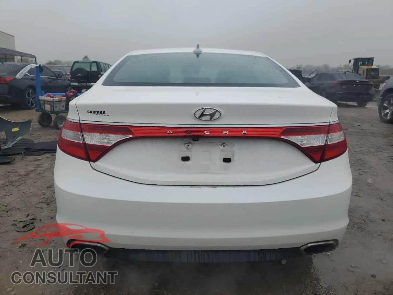 2015 HYUNDAI AZERA Damaged VIN KMHFG4JG1FA487765 – engine bay 2015 HYUNDAI AZERA Damaged VIN KMHFG4JG1FA487765 – engine bay
