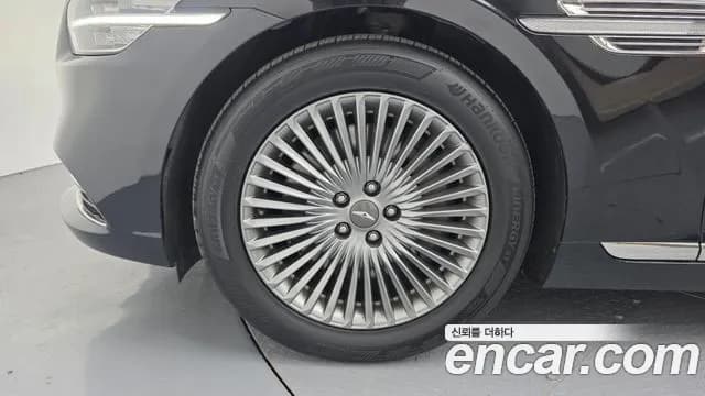 2019 Genesis G90 3.3 T AWD Sold VIN KMHG141ADKU075137 – photo 18 2019 Genesis G90 3.3 T AWD Sold VIN KMHG141ADKU075137 – photo 18