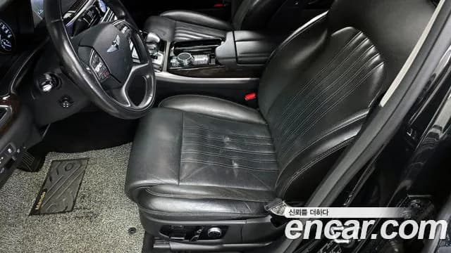 2017 Genesis EQ900 3.8 GDI Sold VIN KMHG141DBHU031155 – photo 19 2017 Genesis EQ900 3.8 GDI Sold VIN KMHG141DBHU031155 – photo 19