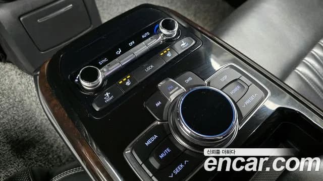 2017 Genesis EQ900 3.8 GDI Sold VIN KMHG141DBHU031155 – photo 27 2017 Genesis EQ900 3.8 GDI Sold VIN KMHG141DBHU031155 – photo 27