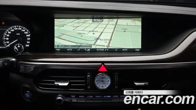 2018 Genesis EQ900 3.8 GDI Sold VIN KMHG141DBJU042741 – trunk area 2018 Genesis EQ900 3.8 GDI Sold VIN KMHG141DBJU042741 – trunk area