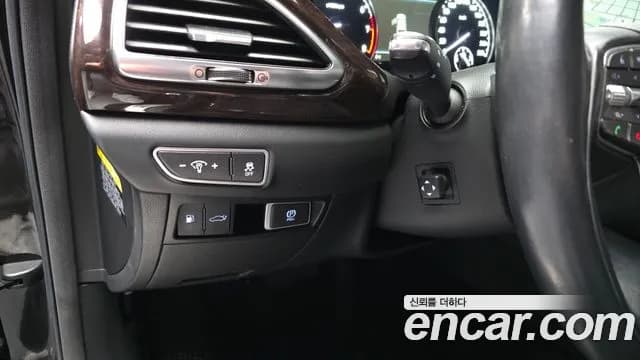 2018 Genesis EQ900 3.8 GDI Sold VIN KMHG141DBJU042741 – photo 16 2018 Genesis EQ900 3.8 GDI Sold VIN KMHG141DBJU042741 – photo 16