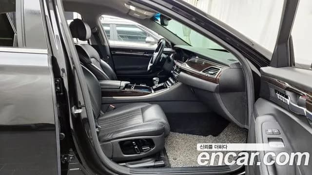 2018 Genesis EQ900 3.8 GDI Sold VIN KMHG141DBJU048464 – undercarriage 2018 Genesis EQ900 3.8 GDI Sold VIN KMHG141DBJU048464 – undercarriage