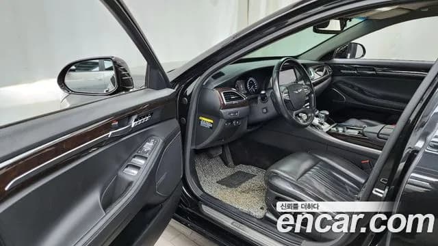 2018 Genesis EQ900 3.8 GDI Sold VIN KMHG141DBJU048464 – trunk area 2018 Genesis EQ900 3.8 GDI Sold VIN KMHG141DBJU048464 – trunk area