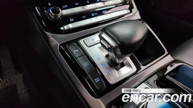 2018 Genesis EQ900 3.8 GDI Sold VIN KMHG141DBJU048464 – photo 14 2018 Genesis EQ900 3.8 GDI Sold VIN KMHG141DBJU048464 – photo 14