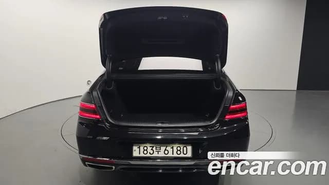 2019 Genesis G90 3.8 Sold VIN KMHG141DBKU056798 – photo 13 2019 Genesis G90 3.8 Sold VIN KMHG141DBKU056798 – photo 13