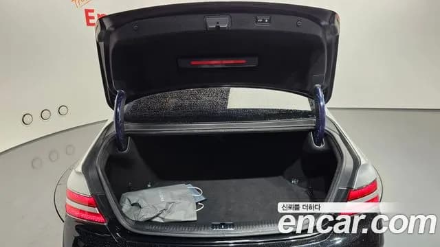 2019 Genesis G90 3.8 Sold VIN KMHG141DBKU075083 – photo 36 2019 Genesis G90 3.8 Sold VIN KMHG141DBKU075083 – photo 36