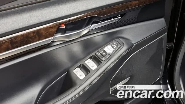 2019 Genesis G90 3.8 Sold VIN KMHG141DBKU075334 – front exterior 2019 Genesis G90 3.8 Sold VIN KMHG141DBKU075334 – front exterior