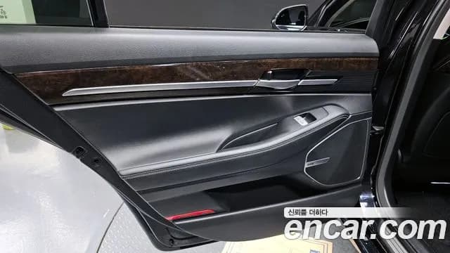 2019 Genesis G90 3.8 Sold VIN KMHG141DBKU075334 – photo 32 2019 Genesis G90 3.8 Sold VIN KMHG141DBKU075334 – photo 32