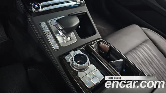 2020 Genesis G90 3.8 Sold VIN KMHG141DBLU077792 – photo 17 2020 Genesis G90 3.8 Sold VIN KMHG141DBLU077792 – photo 17