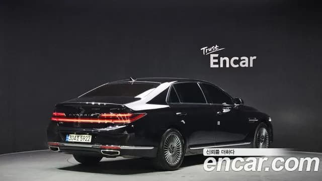 2022 Genesis G90 3.8 Sold VIN KMHG141DBNU095925 – rear exterior 2022 Genesis G90 3.8 Sold VIN KMHG141DBNU095925 – rear exterior