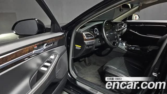 2022 Genesis G90 3.8 Sold VIN KMHG141DBNU095925 – undercarriage 2022 Genesis G90 3.8 Sold VIN KMHG141DBNU095925 – undercarriage
