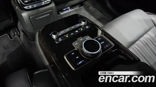2022 Genesis G90 3.8 Sold VIN KMHG141DBNU095925 – photo 25 2022 Genesis G90 3.8 Sold VIN KMHG141DBNU095925 – photo 25
