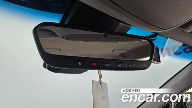2018 Genesis EQ900 3.8 GDI AWD Sold VIN KMHG141DDJU040991 – side profile 2018 Genesis EQ900 3.8 GDI AWD Sold VIN KMHG141DDJU040991 – side profile