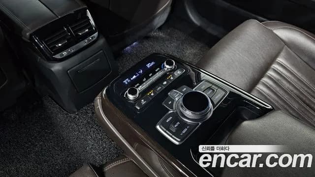 2018 Genesis EQ900 3.8 GDI AWD Sold VIN KMHG141DDJU040991 – engine bay 2018 Genesis EQ900 3.8 GDI AWD Sold VIN KMHG141DDJU040991 – engine bay