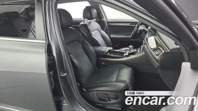 2018 Genesis EQ900 3.8 GDI AWD Sold VIN KMHG141DDJU043331 – undercarriage 2018 Genesis EQ900 3.8 GDI AWD Sold VIN KMHG141DDJU043331 – undercarriage