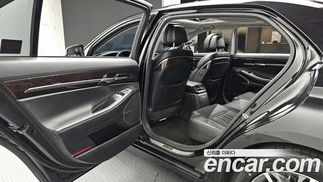 2018 Genesis EQ900 3.8 GDI AWD Sold VIN KMHG141DDJU044374 – photo 28 2018 Genesis EQ900 3.8 GDI AWD Sold VIN KMHG141DDJU044374 – photo 28