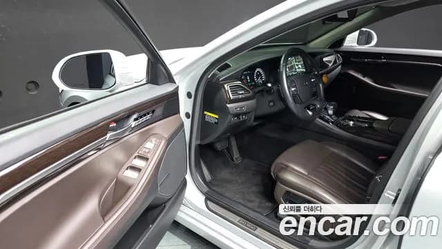 2018 Genesis EQ900 3.8 GDI AWD Sold VIN KMHG141DDJU044528 – exterior detail 2018 Genesis EQ900 3.8 GDI AWD Sold VIN KMHG141DDJU044528 – exterior detail