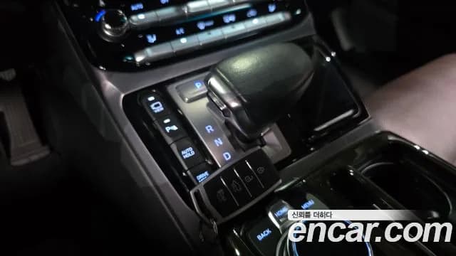 2018 Genesis EQ900 3.8 GDI AWD Sold VIN KMHG141DDJU044528 – photo 15 2018 Genesis EQ900 3.8 GDI AWD Sold VIN KMHG141DDJU044528 – photo 15