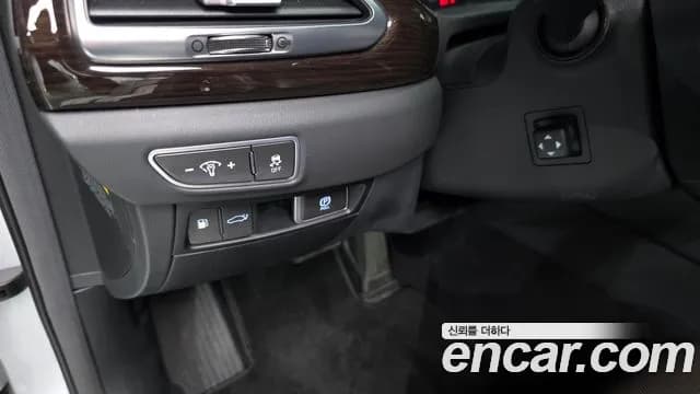 2018 Genesis EQ900 3.8 GDI AWD Sold VIN KMHG141DDJU044528 – photo 19 2018 Genesis EQ900 3.8 GDI AWD Sold VIN KMHG141DDJU044528 – photo 19