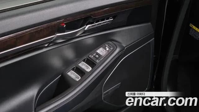 2018 Genesis EQ900 3.8 GDI AWD Sold VIN KMHG141DDJU051560 – photo 13 2018 Genesis EQ900 3.8 GDI AWD Sold VIN KMHG141DDJU051560 – photo 13