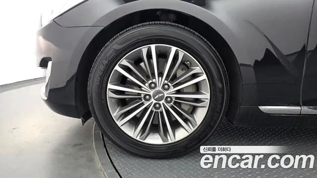 2018 Genesis EQ900 3.8 GDI AWD Sold VIN KMHG141DDJU051560 – photo 19 2018 Genesis EQ900 3.8 GDI AWD Sold VIN KMHG141DDJU051560 – photo 19
