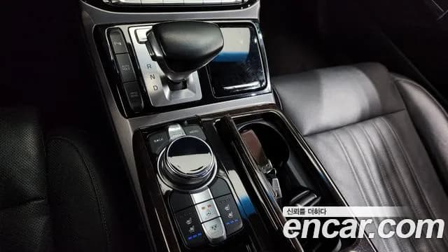 2018 Genesis EQ900 3.8 GDI AWD Sold VIN KMHG141DDJU053826 – photo 11 2018 Genesis EQ900 3.8 GDI AWD Sold VIN KMHG141DDJU053826 – photo 11