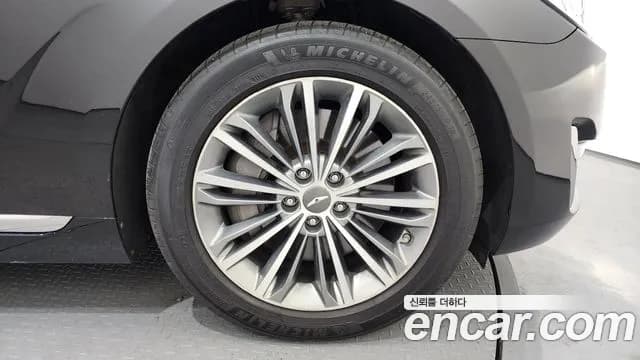 2018 Genesis EQ900 3.8 GDI AWD Sold VIN KMHG141DDJU053826 – photo 14 2018 Genesis EQ900 3.8 GDI AWD Sold VIN KMHG141DDJU053826 – photo 14