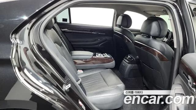 2018 Genesis EQ900 3.8 GDI AWD Sold VIN KMHG141DDJU053826 – photo 16 2018 Genesis EQ900 3.8 GDI AWD Sold VIN KMHG141DDJU053826 – photo 16