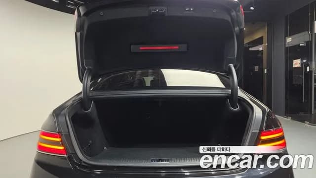 2019 Genesis G90 3.8 AWD Sold VIN KMHG141DDKU058453 – undercarriage 2019 Genesis G90 3.8 AWD Sold VIN KMHG141DDKU058453 – undercarriage