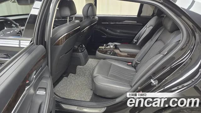 2019 Genesis G90 3.8 AWD Sold VIN KMHG141DDKU063857 – photo 19 2019 Genesis G90 3.8 AWD Sold VIN KMHG141DDKU063857 – photo 19