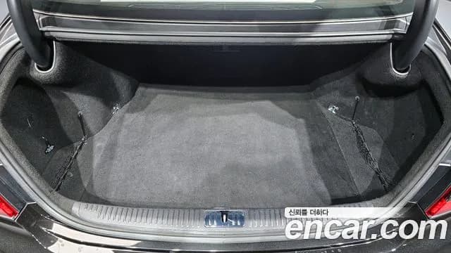 2019 Genesis G90 3.8 AWD Sold VIN KMHG141DDKU064911 – photo 24 2019 Genesis G90 3.8 AWD Sold VIN KMHG141DDKU064911 – photo 24