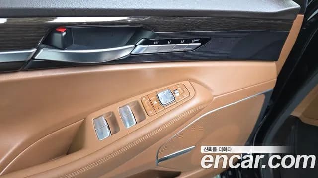 2019 Genesis G90 3.8 AWD Sold VIN KMHG141DDKU075261 – photo 21 2019 Genesis G90 3.8 AWD Sold VIN KMHG141DDKU075261 – photo 21