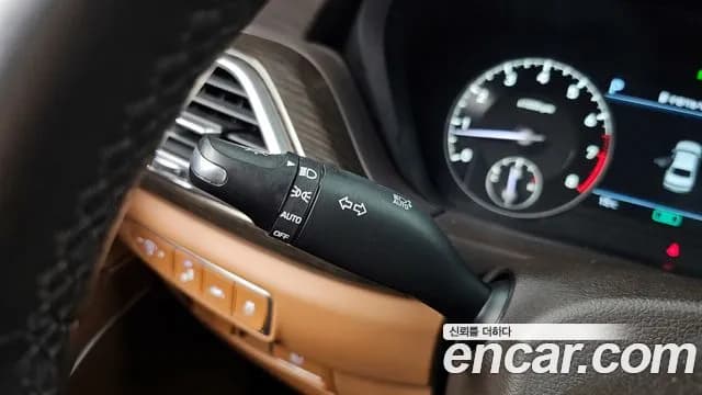 2020 Genesis G90 3.8 AWD Sold VIN KMHG141DDLU078713 – rear exterior 2020 Genesis G90 3.8 AWD Sold VIN KMHG141DDLU078713 – rear exterior