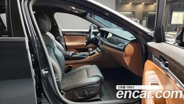 2020 Genesis G90 3.8 AWD Sold VIN KMHG141DDLU080903 – interior seats 2020 Genesis G90 3.8 AWD Sold VIN KMHG141DDLU080903 – interior seats