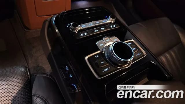 2020 Genesis G90 3.8 AWD Sold VIN KMHG141DDLU080903 – photo 12 2020 Genesis G90 3.8 AWD Sold VIN KMHG141DDLU080903 – photo 12