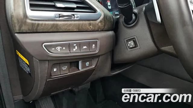 2020 Genesis G90 3.8 AWD Sold VIN KMHG141DDLU082000 – rear exterior 2020 Genesis G90 3.8 AWD Sold VIN KMHG141DDLU082000 – rear exterior