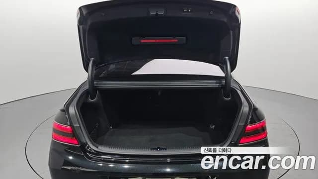2021 Genesis G90 3.8 AWD Sold VIN KMHG141DDMU087865 – front exterior 2021 Genesis G90 3.8 AWD Sold VIN KMHG141DDMU087865 – front exterior