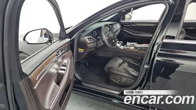2021 Genesis G90 3.8 AWD Sold VIN KMHG141DDMU087865 – exterior detail 2021 Genesis G90 3.8 AWD Sold VIN KMHG141DDMU087865 – exterior detail